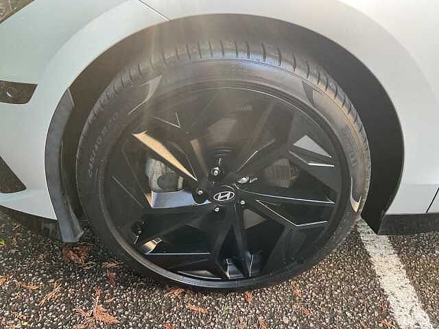 Hyundai Ioniq 6 239kW First Edition 77kWh 4dr AWD Auto