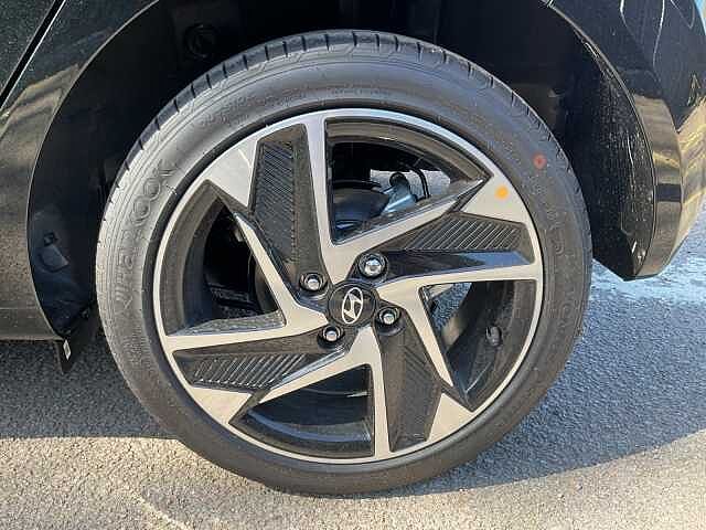 Hyundai i10 1.2 [79] Premium 5dr [Nav]