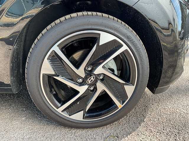 Hyundai i10 1.2 [79] Premium 5dr [Nav]