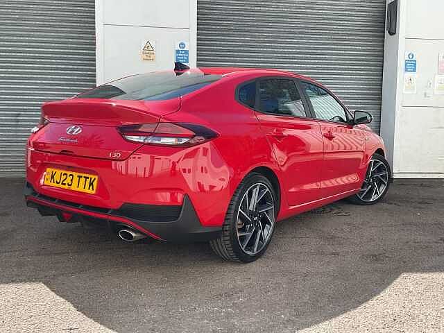 Hyundai I30 FASTBACK 1.5T GDi N Line 5dr DCT Red