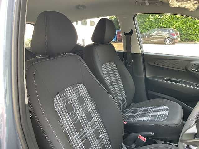 Hyundai i10 1.2 [79] Premium 5dr [Nav]