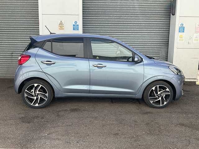 Hyundai i10 1.2 [79] Premium 5dr [Nav]