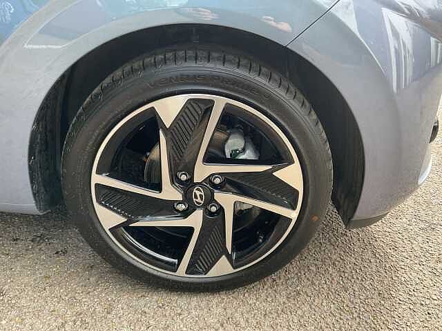 Hyundai i10 1.2 [79] Premium 5dr [Nav]