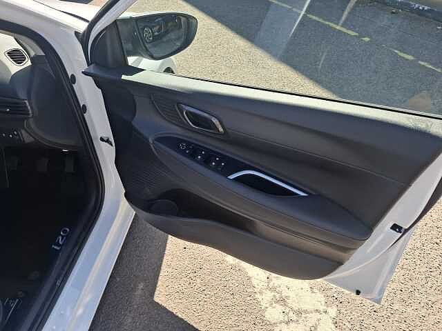 Hyundai i20 1.0T GDi 90 Tech Line 5dr