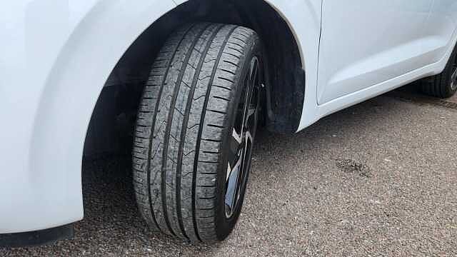 Hyundai i10 1.2 [79] Premium 5dr [Nav]