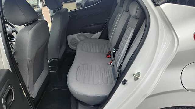 Hyundai i10 1.2 [79] Premium 5dr [Nav]